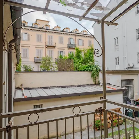 La Dolce Vita, Parking, Calandra 10